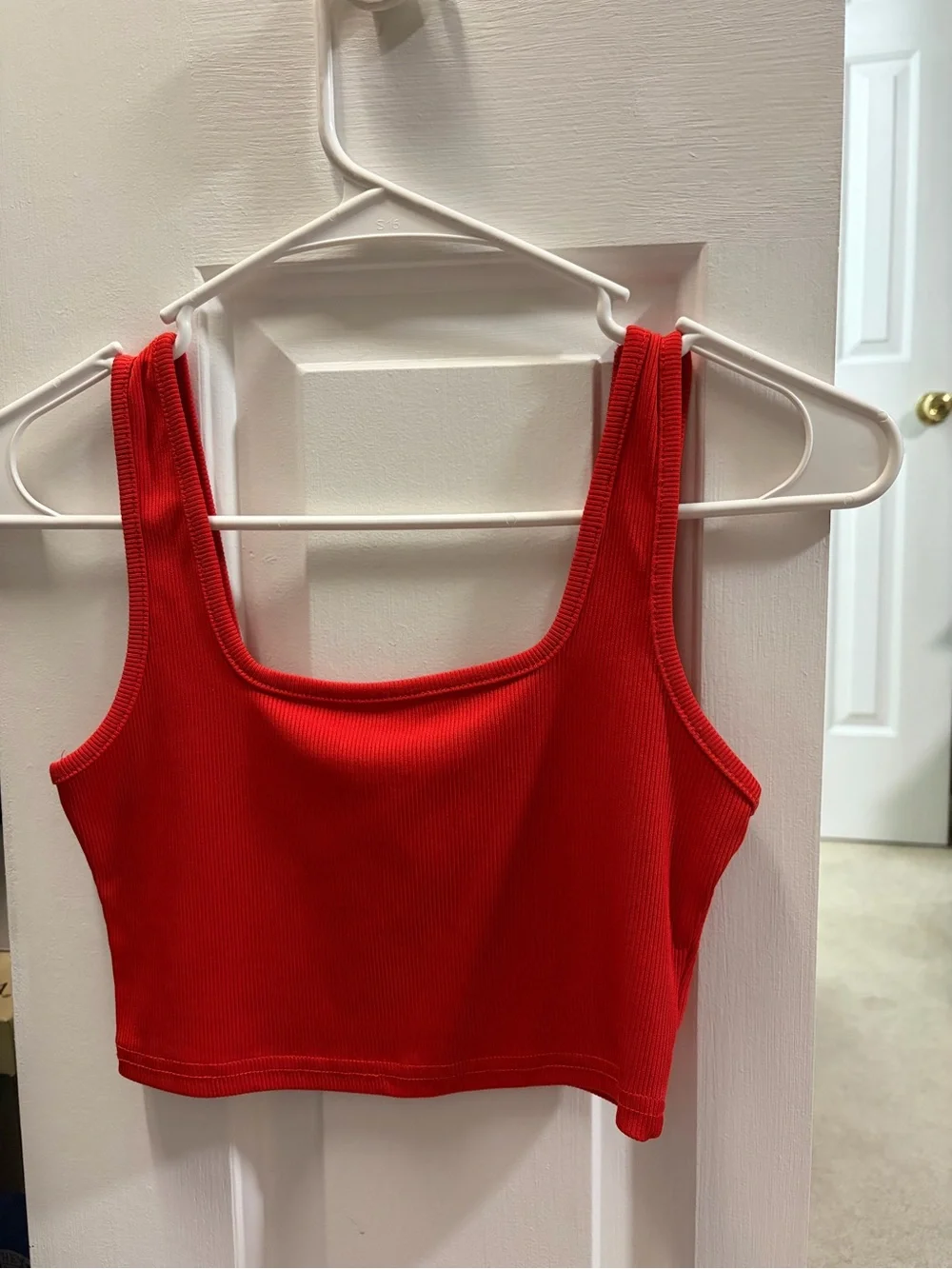 Red Ribbed Cropped Tank Top - Picture 1 of 3